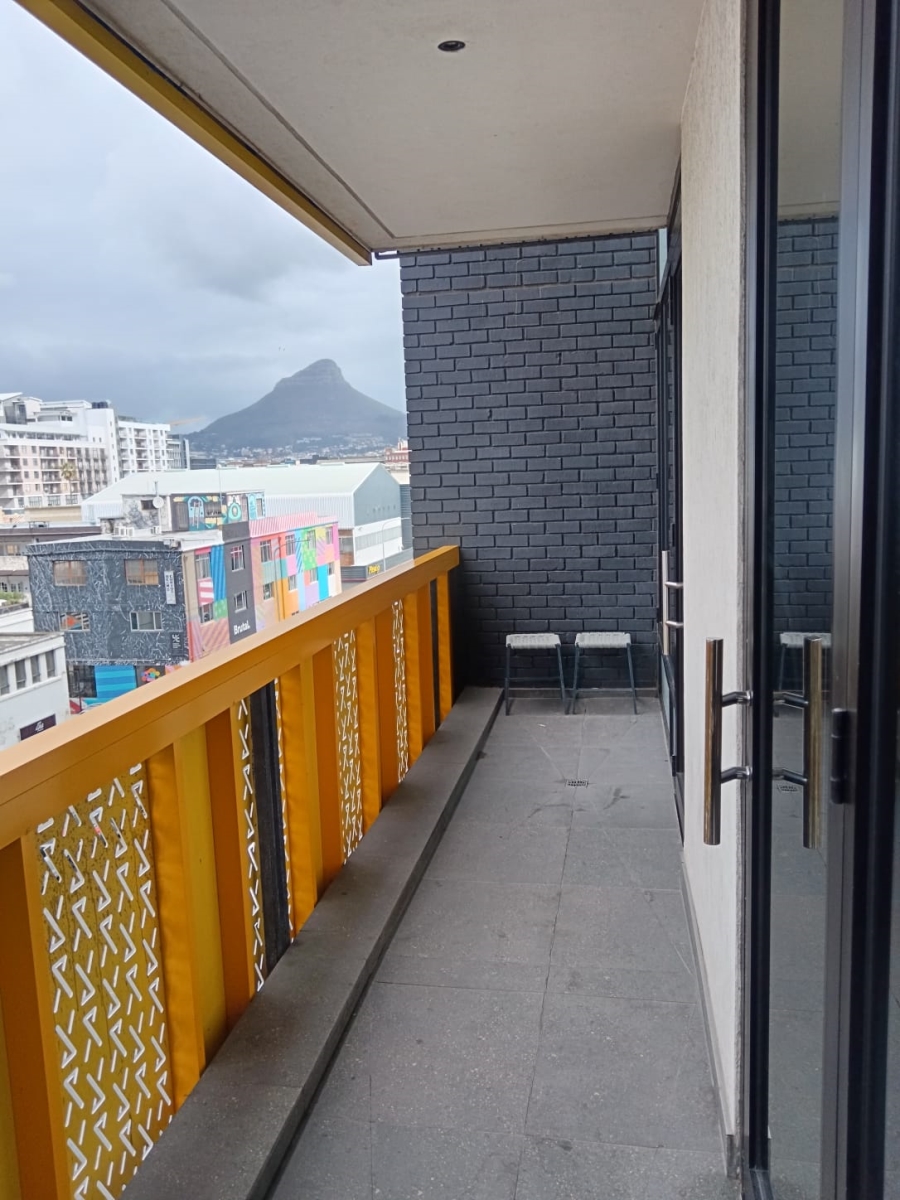 2 Bedroom Property for Sale in Woodstock Western Cape
